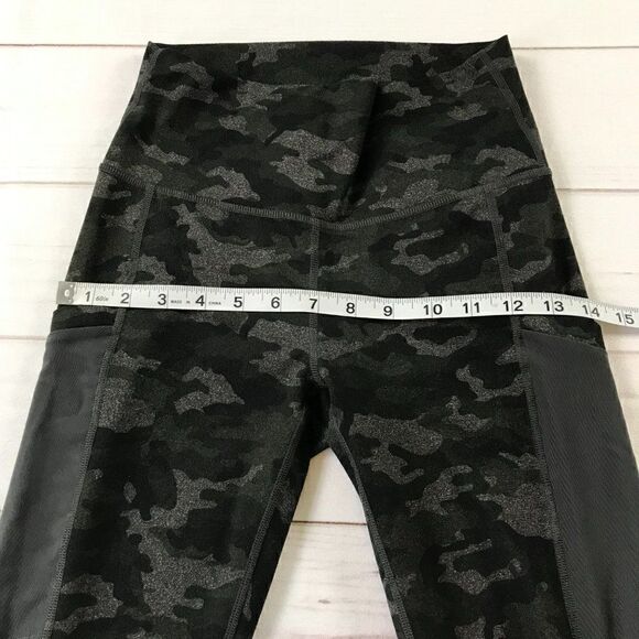 Powerhold by Fabletics Gray Camouflage High-Waisted Leggings XS - Picture 13 of 15